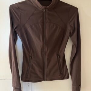Feather-fit Define Jacket in chocolate brown size small by Glowmode